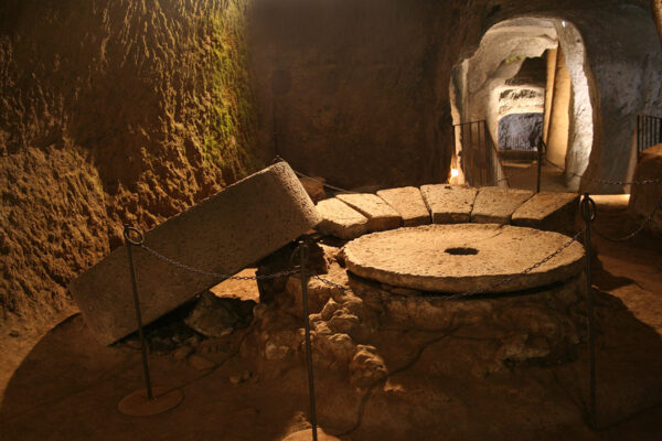 Orvieto...sotto                ( Orvieto) - immagine 14