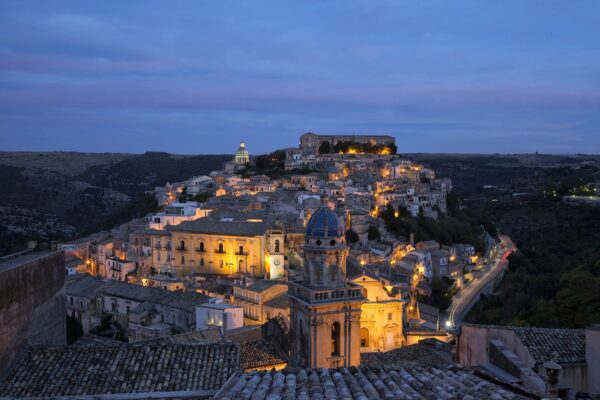 Ricordando Montalbano   ( Ragusa Ibla - Scicli - Punta Secca)                                                                     (Ragusa Ibla) - immagine 4