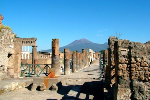 La Storia Ritrovata                                   (Pompei  )  * - immagine 6