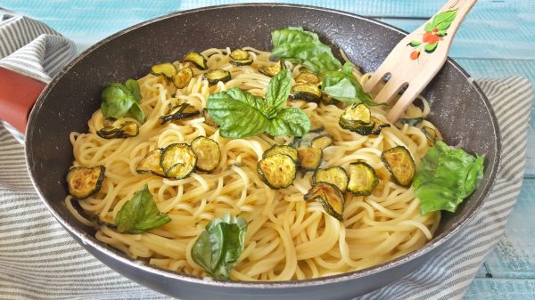 Nel mondo  della Pasta alla Nerano                                     (Gragnano - Vico Equense) - immagine 2