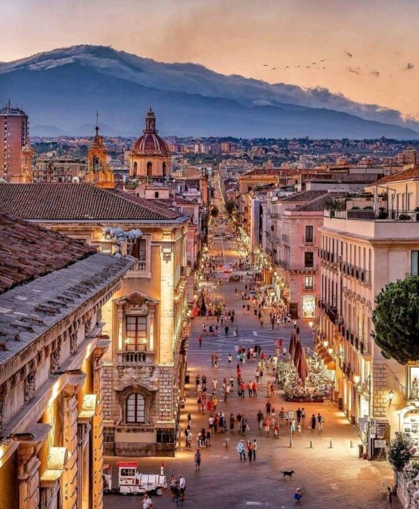 Navigare Siciliano                                                               (Riviera dei Ciclopi  Catania-Acitrezza) - immagine 7