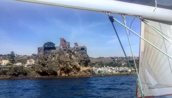 Navigare Siciliano                                                               (Riviera dei Ciclopi  Catania-Acitrezza) - immagine 14