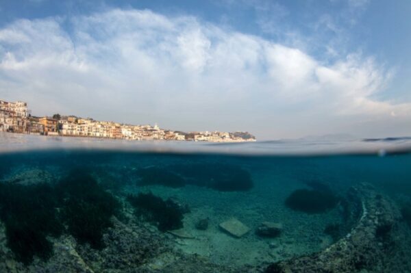 Nel Mare di Marmo                                        (Pozzuoli - Baia - Campi Flegrei) * - immagine 20