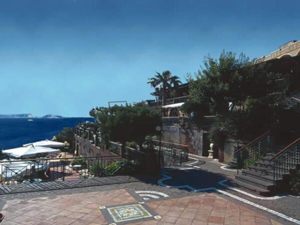 Nel Mare di Marmo                                        (Pozzuoli - Baia - Campi Flegrei) * - immagine 29