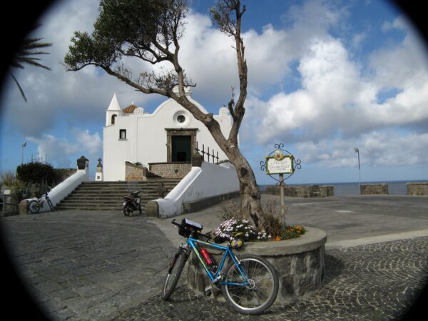 Vela e Pedali                                  (Procida - Ischia - Ventotene - Sorrento) - immagine 24