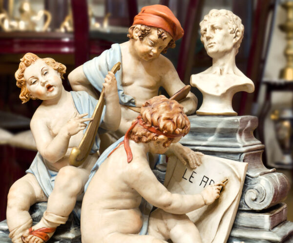 Le Botteghe della Regina                                    (Napoli) *