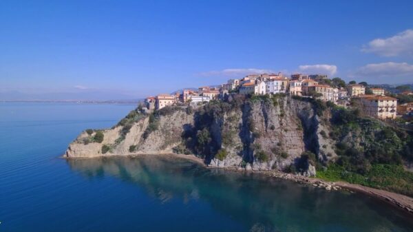 Costiera Cilentana: Mare e Terra         ( Castellabate - Agropoli - Acciaroli)  * - immagine 14